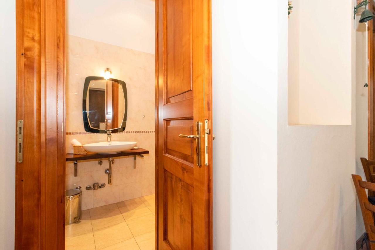 Apartament Piazza Statuto Comfy - With 2 Balconies *